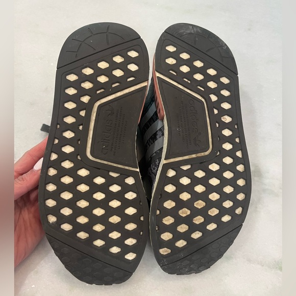 Adidas NMD_R1 Heather Grey with Pink - Picture 4 of 6